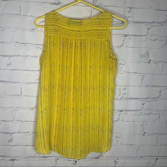 Apt 9 small yellow top - Picture 3 of 4